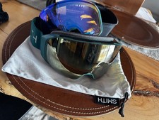 NWT Smith 4D Mag S Goggles. Malachite with Gold Lens and extra low vis lens.