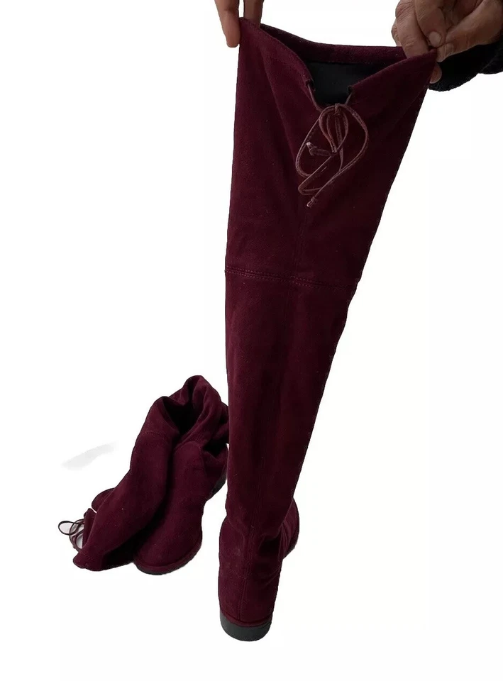 Botas por encima de la rodilla Stuart Weitzman Lowland gamuza borgoña talla 6M hechas en España Foto 2 de 4