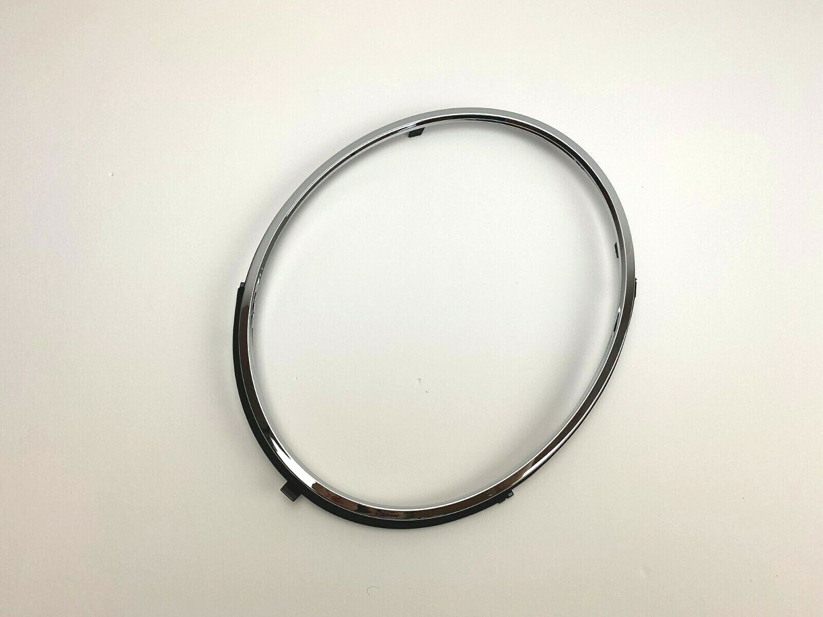Bentley Bentayga Left Headlight Chrome Trim Ring - Large