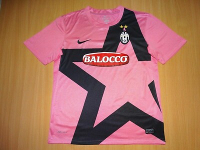 JUVENTUS ITALY 2011 2012 #22 VIDAL MAGLIA FOOTBALL SHIRT