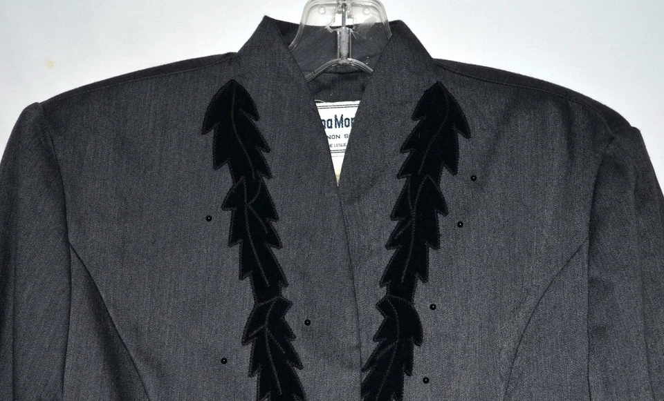 Donna Morgan for Non Stop Leslie Fay Gray Black Velvet Beads Blazer Size 8 USA - Image 3 of 4