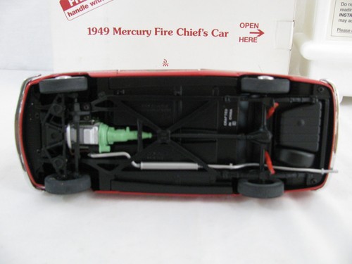 Danbury Mint 1/24 Scale Diecast Red 1949 Mercury Club Coupe Fire Chief Model Car - Picture 11 of 17