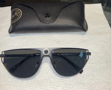 Versace Sunglasses MOD 2213 1009/87 Used damaged lenses
