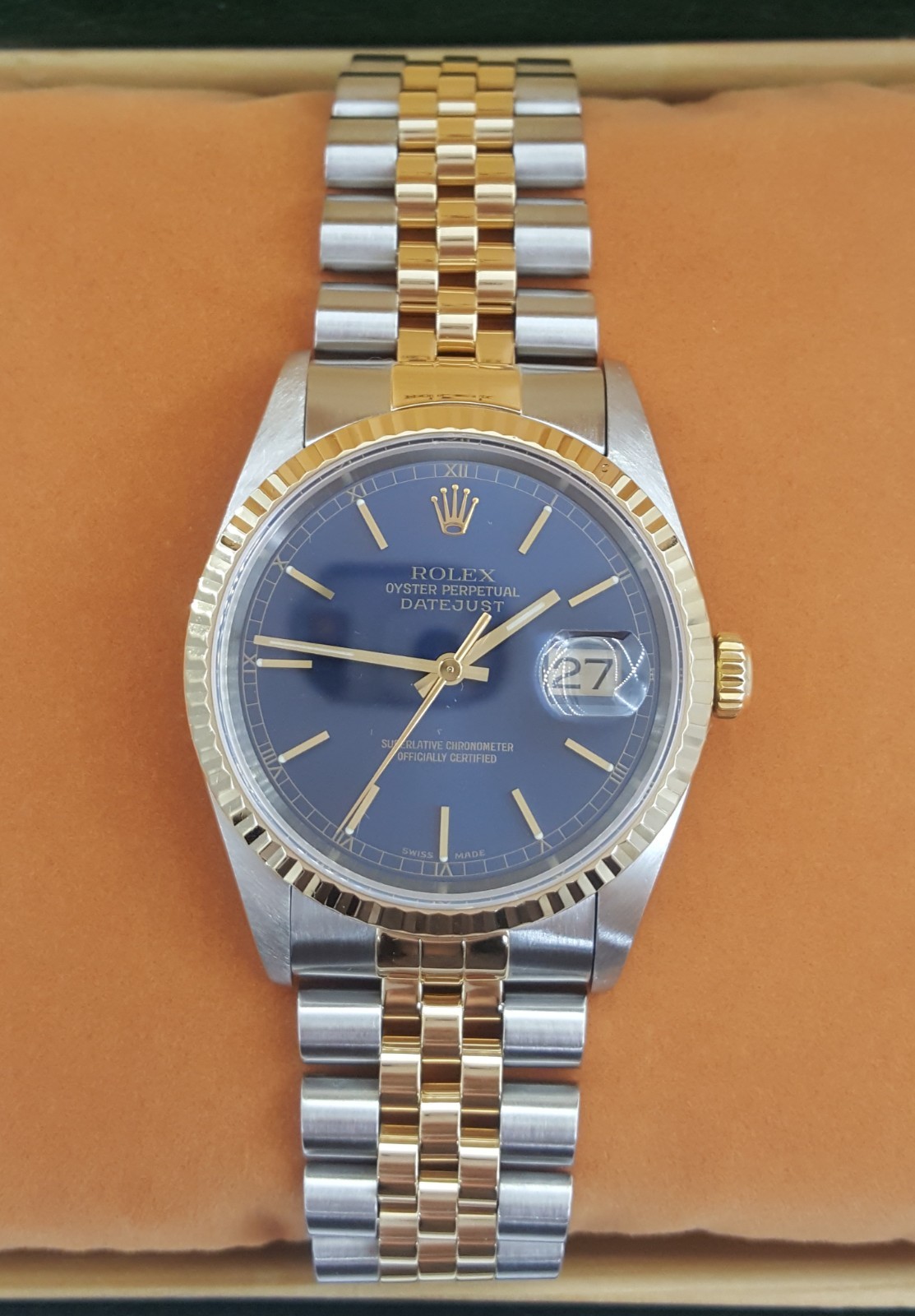 Rolex Datejust 16233 36 mm 18k Yellow & SS Jubilee Blue Sunburst Dial Watch 2000