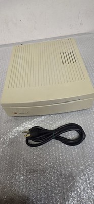 Apple Macintosh IIsi M0360 Computer - Powers ON. Unested & AS IS. Free Shipping