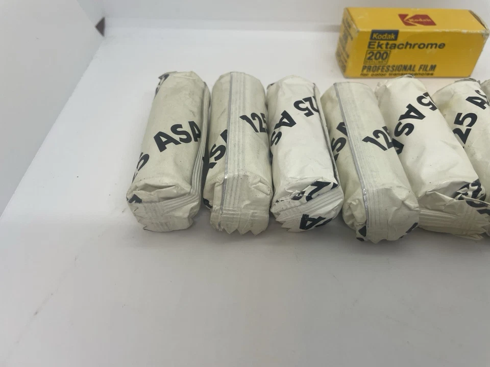 Gran Lote De 120 Películas Caducadas Ilford FP4 Ektachrome Color Blanco y Negro Pro Foto 4 de 4