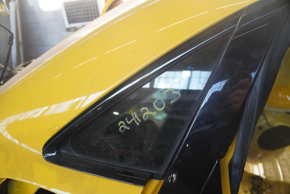 Cuarto de panel trasero derecho ventana cristal 8V5845298M OEM Audi S3 A3 2015-20 Foto 2 de 2