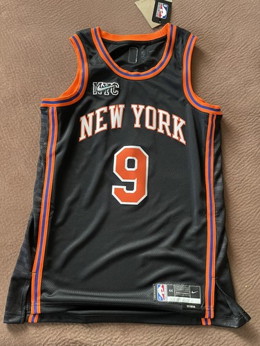 Nike Men's 2021-22 City Edition New York Knicks RJ Barrett #9 Black Dri-Fit Swingman Jersey, Medium