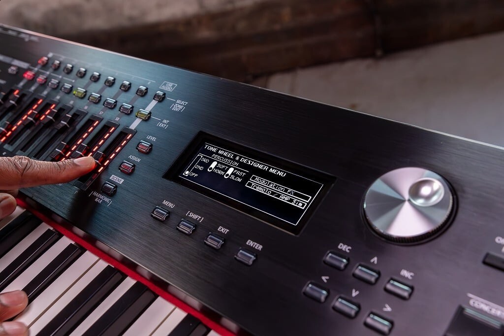 Roland RD-2000 【22年製】 rd-2000_gal.jpg