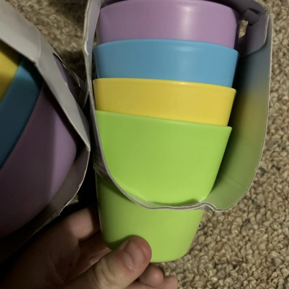 ¡Juego de cuencos y tazas para bebé Munchkin sin abrir y nunca usados! Foto 3 de 4