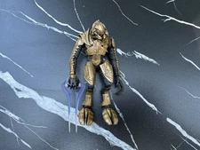 Halo 3 McFarlane Toys Arbiter 100% COMPLETE Series 2 Gold Covenant Elite Figure