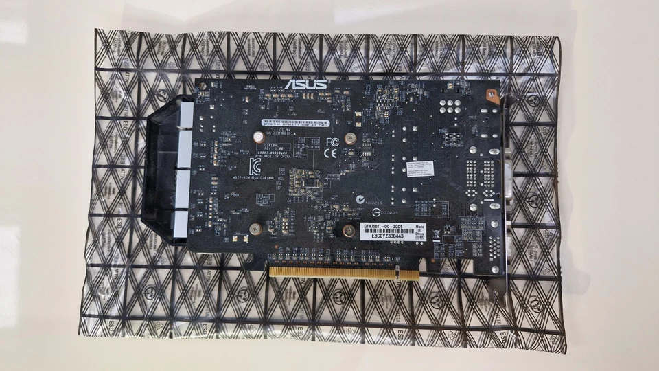 ASUS GeForce GTX 750 Ti 2GB GDDR5 Graphics Card GTX750TI-OC-2GD5 - Image 2 of 2