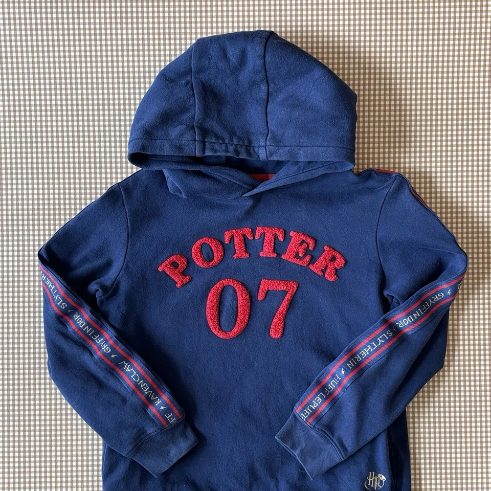 Sudadera con capucha Harry Potter Mini Boden “POTTER 07”. Talla 8-9. Azul Preppy *LEER Foto 2 de 4