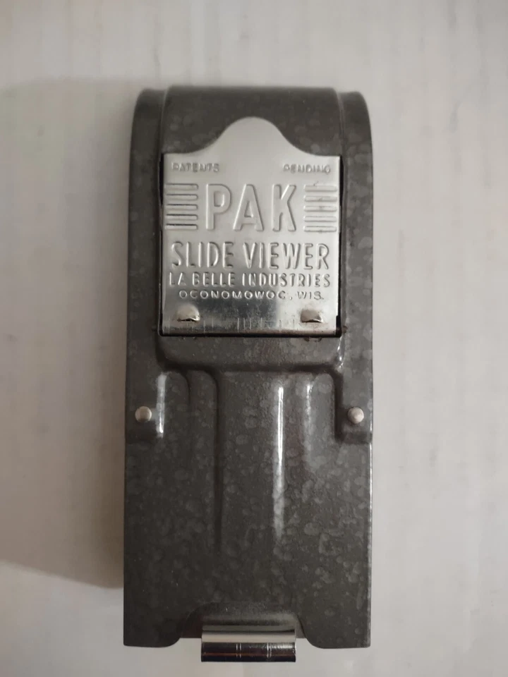 Proyector de diapositivas de bolsillo vintage La Belle PAK, hecho en EE. UU., metal Foto 3 de 4