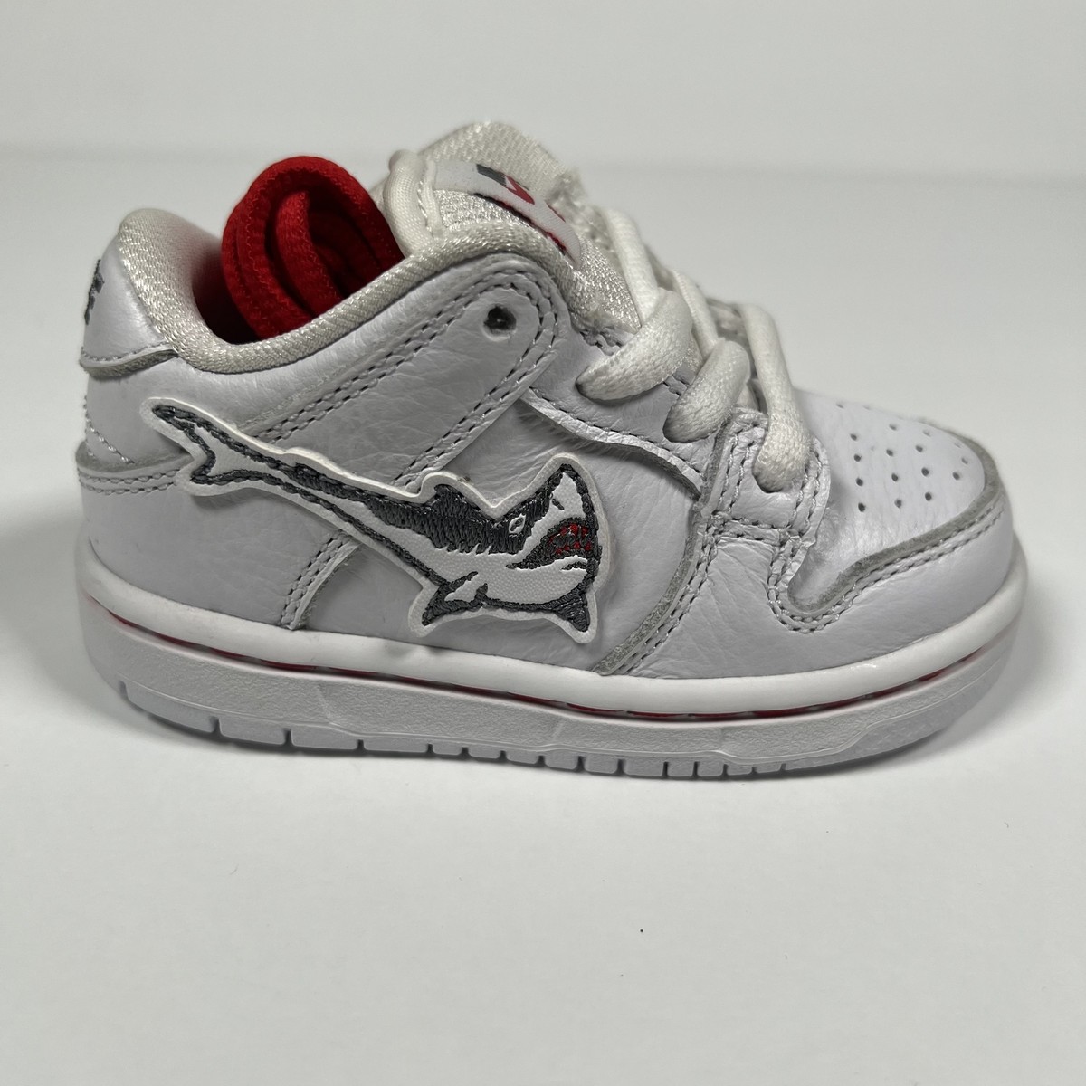 Nike SB Dunk Low Pro x Oski Nike SB Dunk Low Pro x Oski