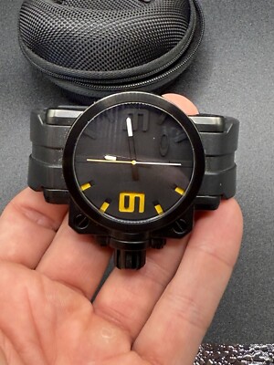 Oakley Gearbox Stealth Black/Yellow Accents Watch | eBay display picture 2