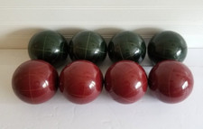 Bocce Ball Set of 4 Red balls and 4 Green balls