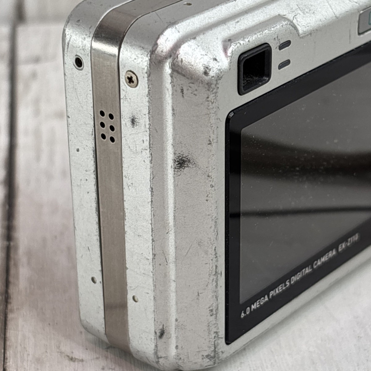 Casio Exilim EX-Z110 Silver 2
