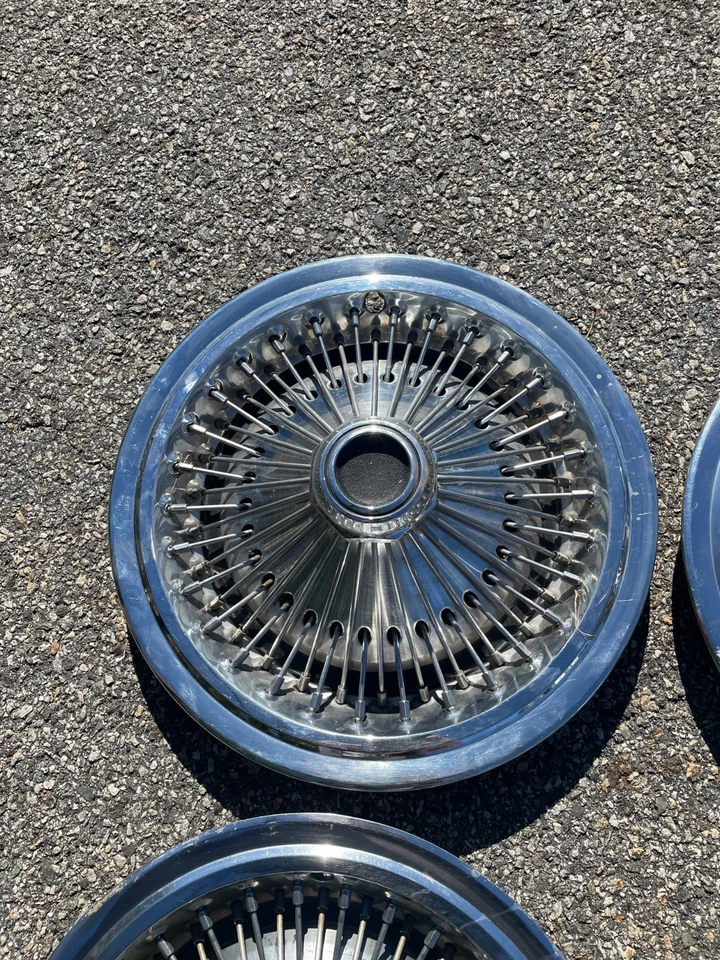 Tapacubos originales Chrysler Cordoba 1975 a 1979 15 pulgadas radios de alambre cubiertas de rueda Foto 3 de 4