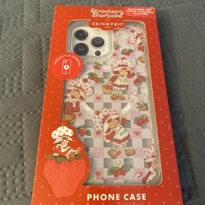 Strawberry Shortcake x Skinnydip Berry Sweet Shock Case iPhone