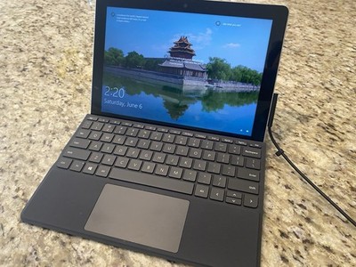 Microsoft Surface Go Great Condition!