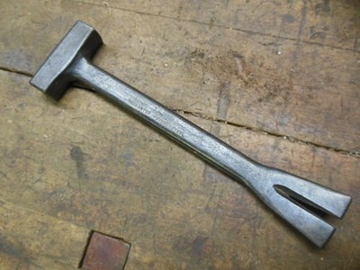 vintage  Box Terrier crate hammer Bridgeport Hdwe Co old shop tool
