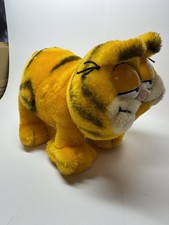 1978-1981 Vintage Garfield Cat Standing Plush Fun Farm Dakin United