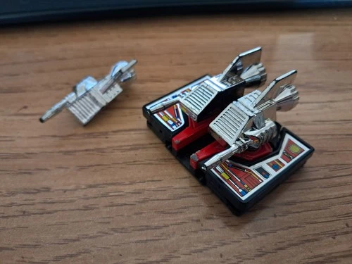 Hasbro 1984 G1 Transformers Laserbeak Mini-Cassettes No Head Extra Weapon