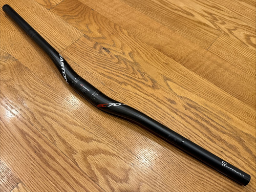 Easton EC70 XC Low Rise Handlebar 685mm x 31.8mm Carbon Mountain Bike Bar