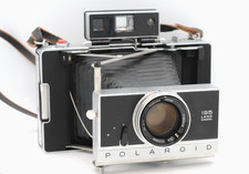 Polaroid 195 Land Camera Very Nice F stops  shutter speeds w/664 film pack