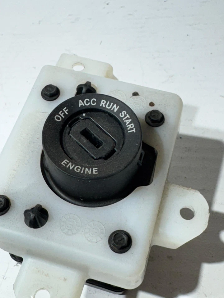 2014-2018 Jeep Cherokee Ignition Switch Module Receiver NO Key 56046989AC OEM - Image 2 of 4