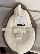 Doomoo Babysitzsack mit Befestigungsgurt Baby Sitzsack
