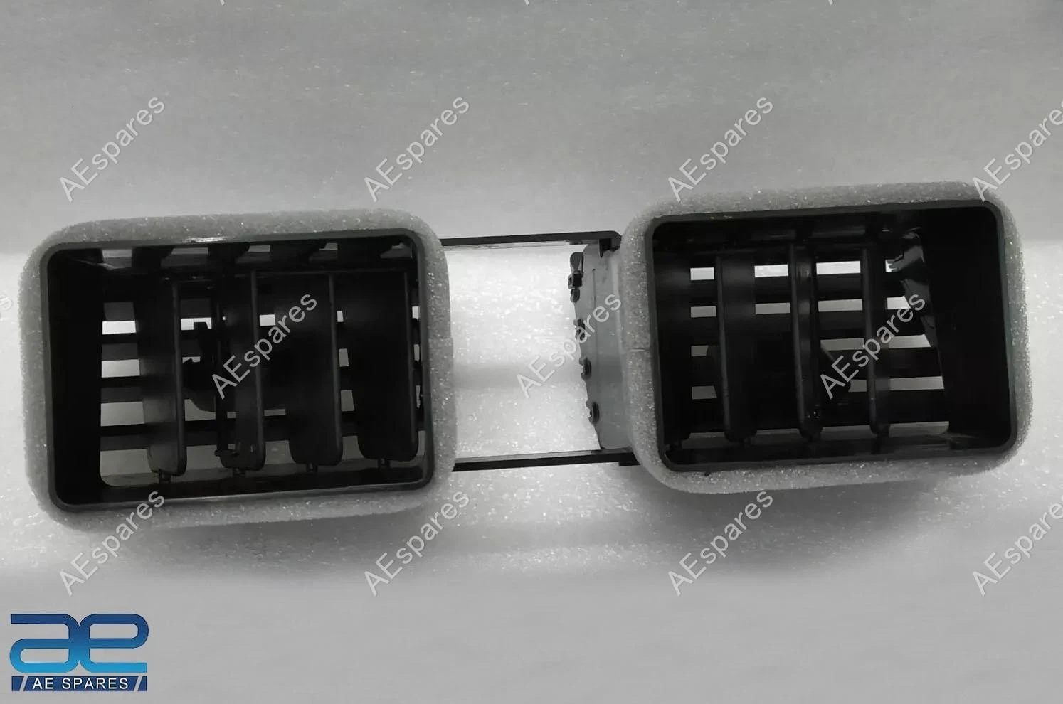 Louver, Center Air Vent For Suzuki Celerio 2013-2021 73610M76M00-5PK view 2