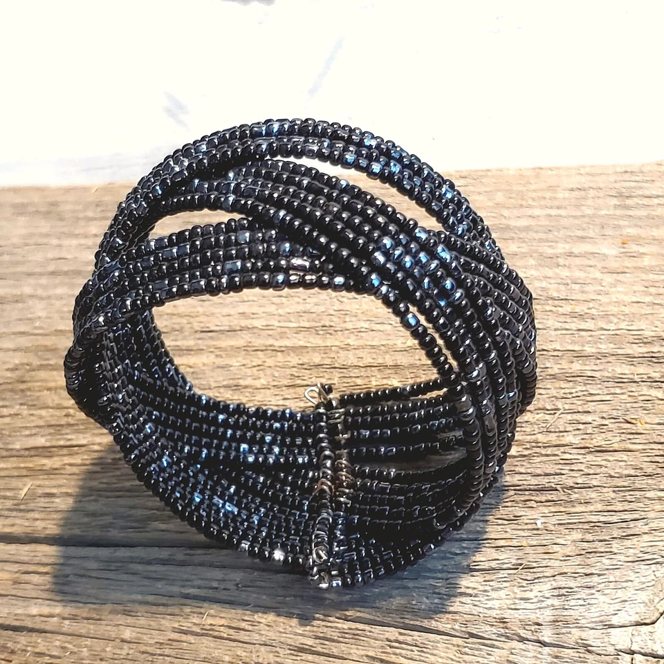 Solid Black Vintage Y2K 90s Striped Pretzel Memory Wire Cuff Bracelet - Image 2 of 4