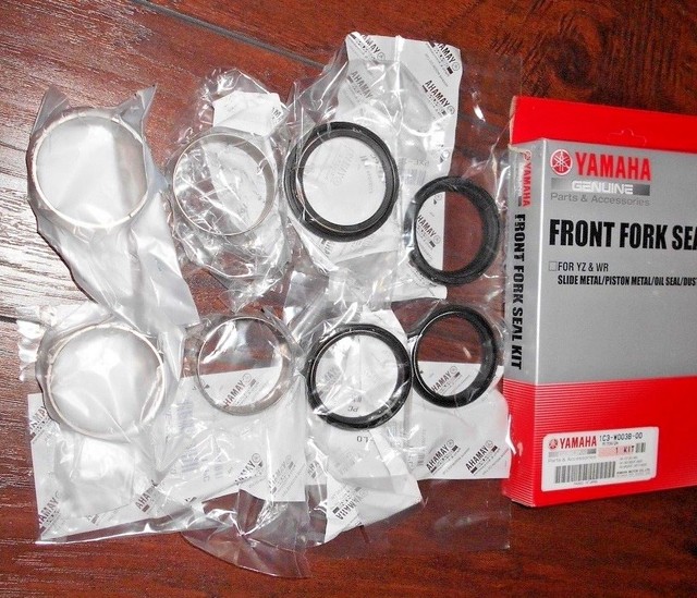 YAMAHA YZ125,YZ250,YZ250F, YZ450F,WR250F,WR450F FORK OIL,DUST SEAL