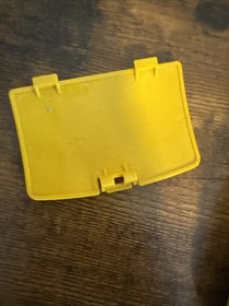 Nintendo GameBoy Color GBC Yellow Handheld System Console CGB-001 Tested + Game