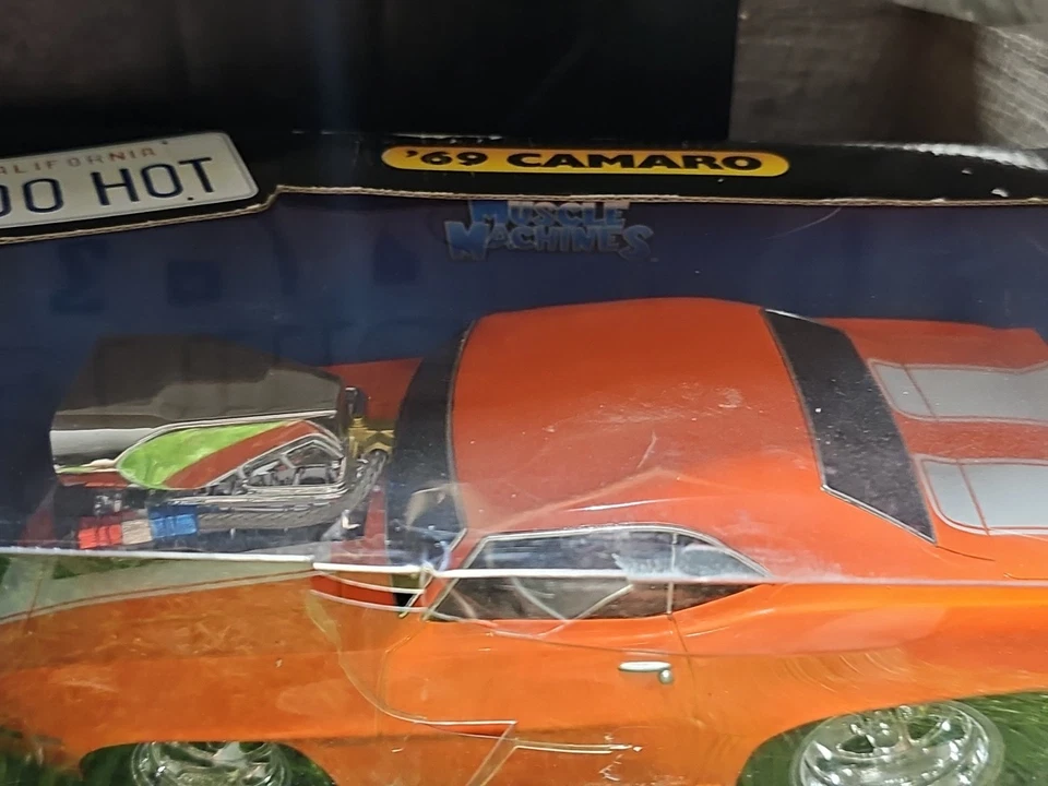 Chevrolet Camaro Z28 1969 Muscle Machines de colección coche diecast escala 1:18  Foto 4 de 4
