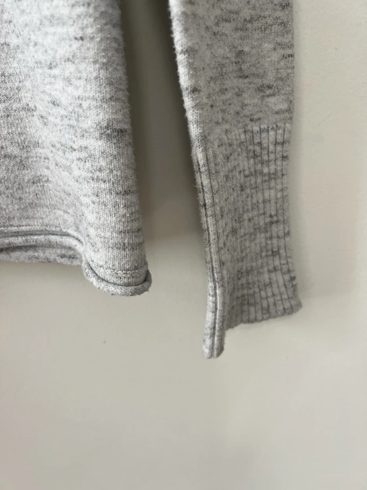 Suéter de cuello alto esponjoso Ursula estilo RD para mujer talla S/P/P gris claro Foto 4 de 4