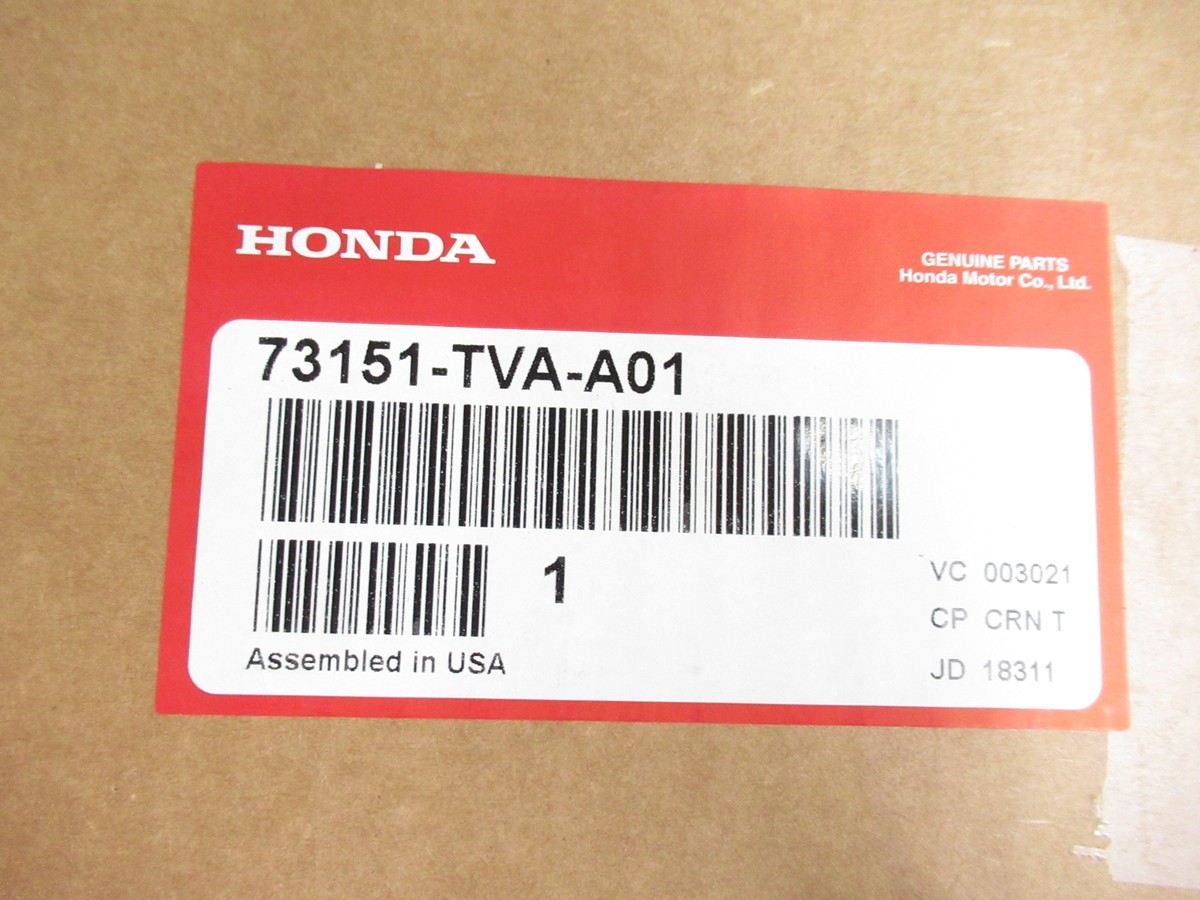 MAO　0517 Genuine OEM Honda 73151-TVA-A01 Lower Front Windshield