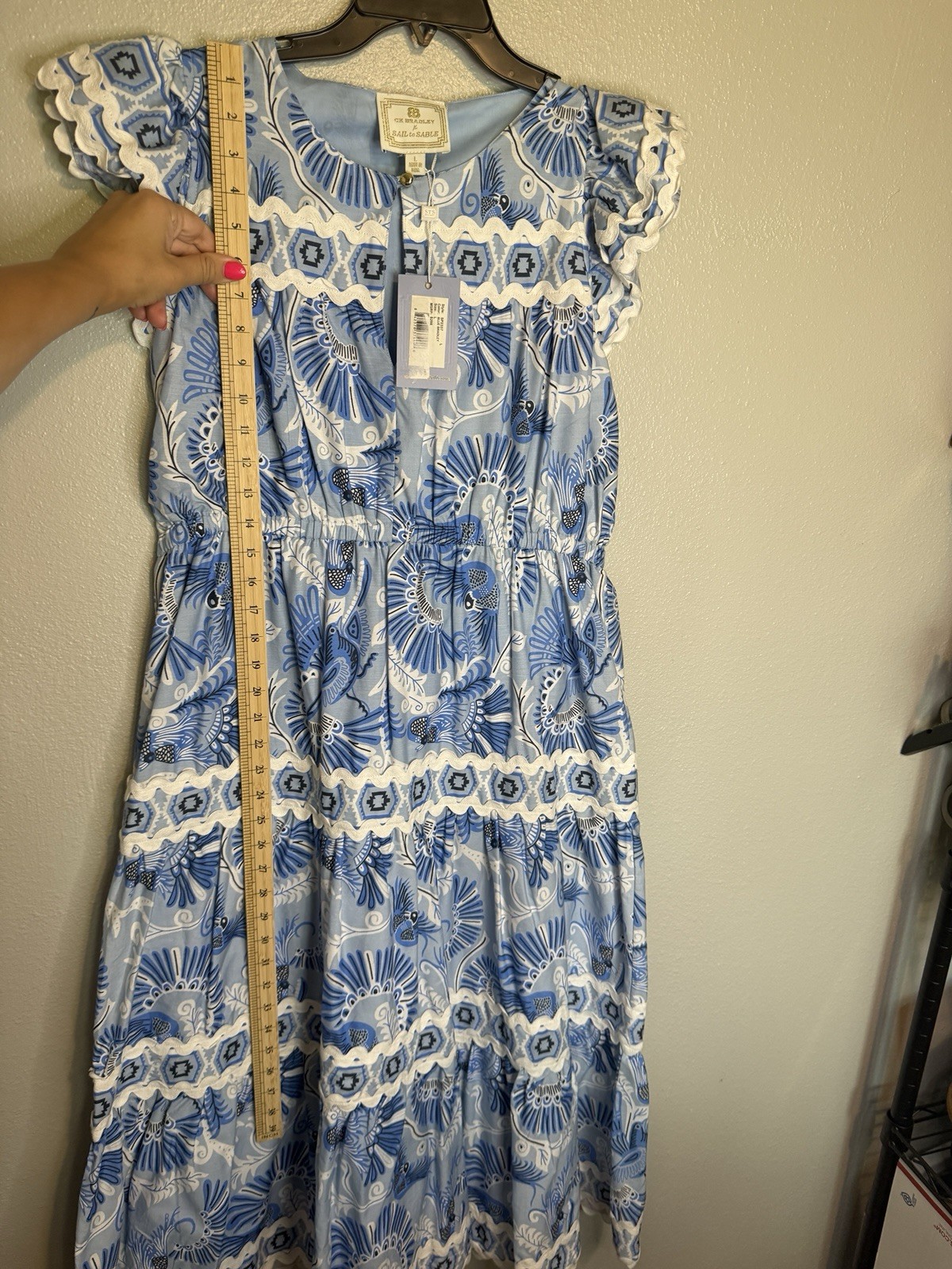 Picture 4 of 6