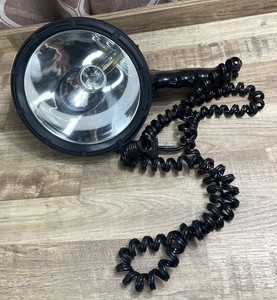 Coleman Model 5362 Halogen Spotlight w/ 12V Lighter Plug - 800,000 Candlepower