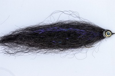 Fliegentom 1118 Hechtstreamer Schwarzer Fisch -Pikestreamer