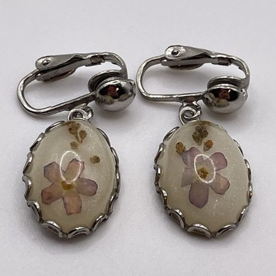 Earrings Vintage Metal Oval Embedded Flower White Silver Tone Jewelry Clip On