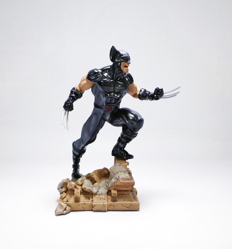 KOTOBUKIYA_Marvel Comics__X-Force WOLVERINE 10.5 " Fine Art Statue_# 377 of 1200 - Picture 4 of 8