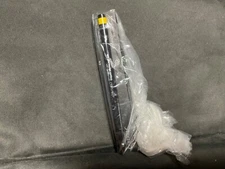 SHISEIDO “MICROLINER INK” EYELINER Color : “Yellow” / * RARE ! .002 oz