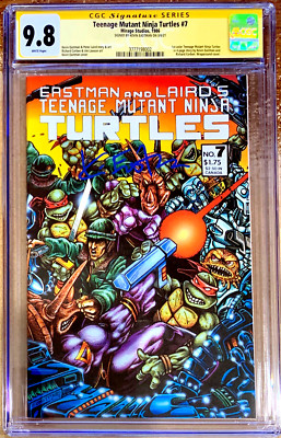 TEENAGE MUTANT NINJA TURTLES #7 in NM/MINT CGC 9.8 SS comic Signed KEVIN EASTMAN