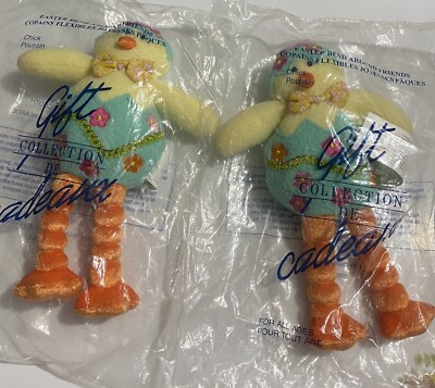 Vintage 2004 Avon Easter Plush Chick Bend Around 10  NIP Lot Of 2