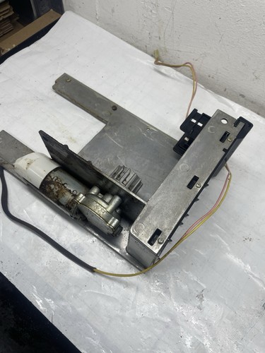 Original WMF 1000 03.0500.0002 Brühgruppenantrieb Motor Halter Schlitten