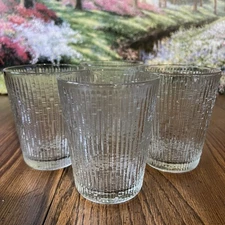 Vintage Jeanette Glass Finlandia Tumblers Set of 4 Icicle or Tree Bark Pattern