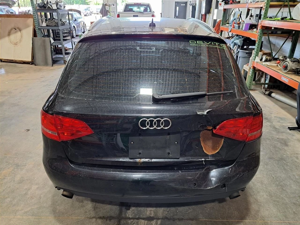 Cilindro maestro de freno 2010 A4 Audi Sku#4171187 Foto 3 de 4